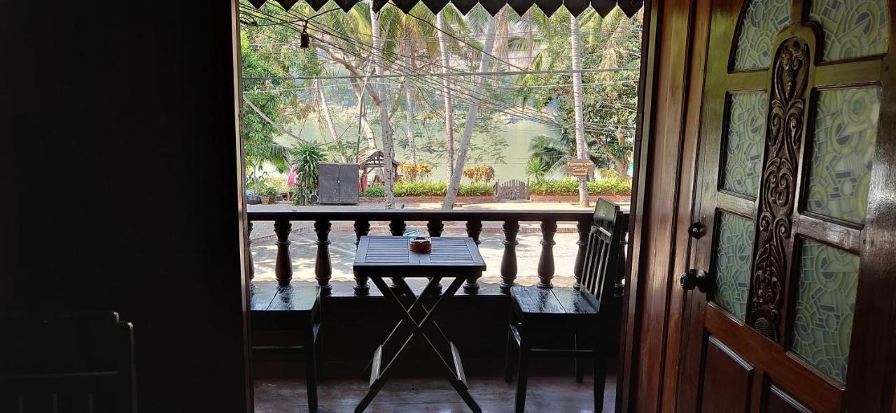 Phousi Guesthouse 2 Luang Prabang Luaran gambar
