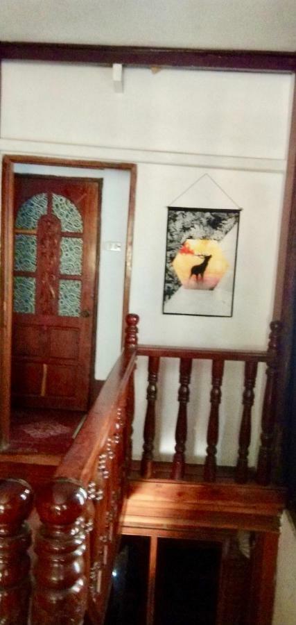 Phousi Guesthouse 2 Luang Prabang Luaran gambar